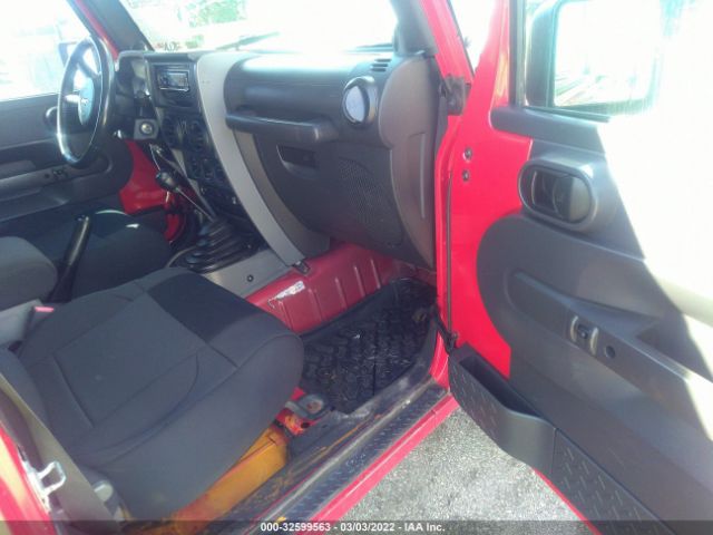 Photo 4 VIN: 1J4AA2D14AL171036 - JEEP WRANGLER 