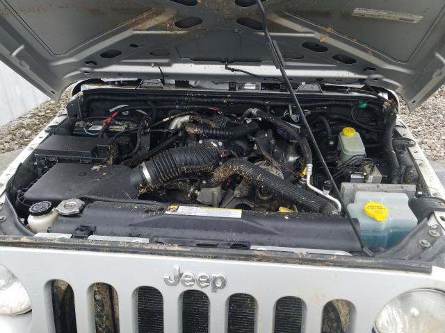 Photo 6 VIN: 1J4AA2D14BL536798 - JEEP WRANGLER S 