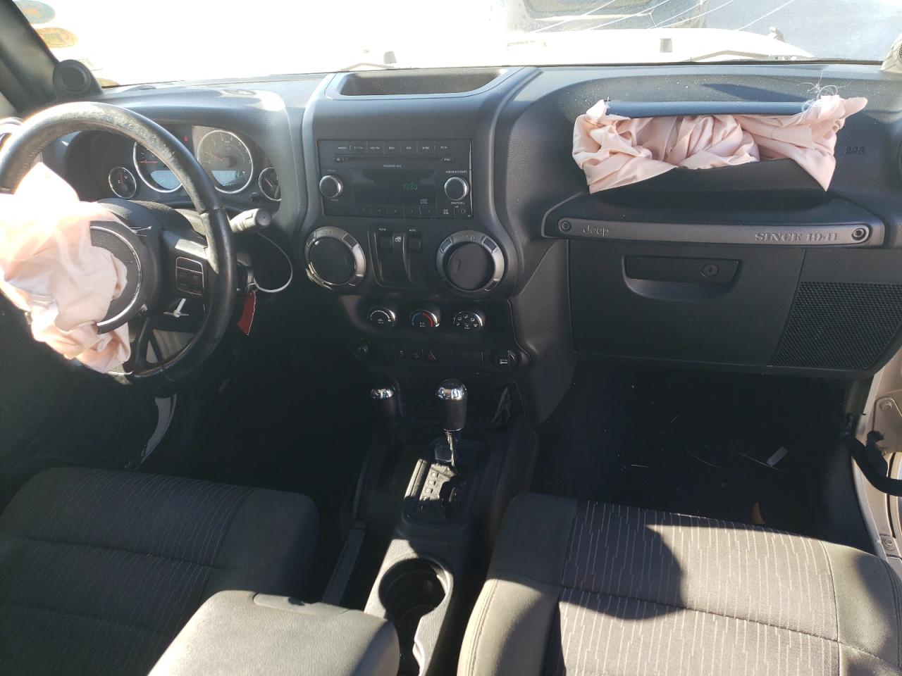 Photo 7 VIN: 1J4AA2D14BL574418 - JEEP WRANGLER 