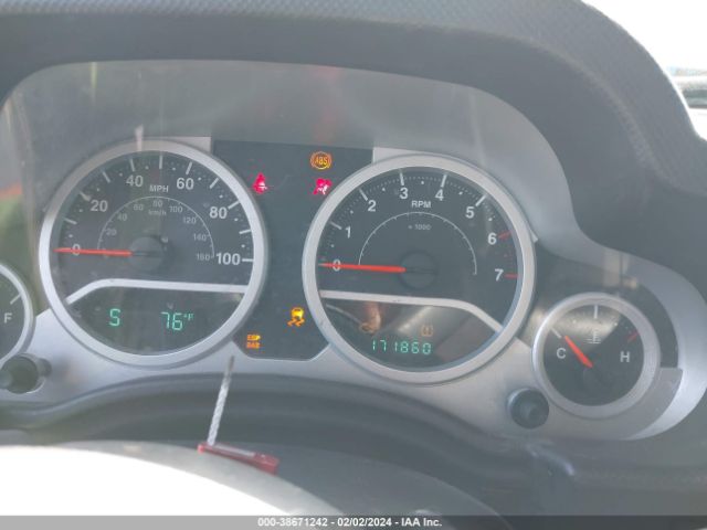 Photo 6 VIN: 1J4AA2D15AL212094 - JEEP WRANGLER 