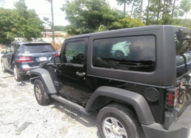 Photo 2 VIN: 1J4AA2D15BL593950 - JEEP WRANGLER 