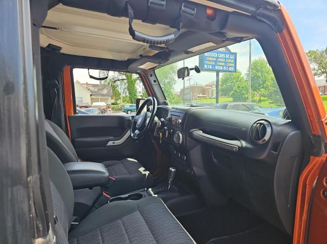 Photo 4 VIN: 1J4AA2D16BL584318 - JEEP WRANGLER 