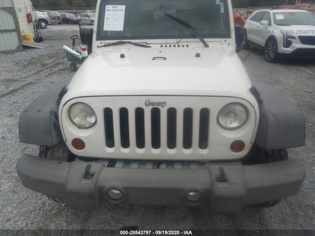 Photo 5 VIN: 1J4AA2D17AL105290 - JEEP WRANGLER 