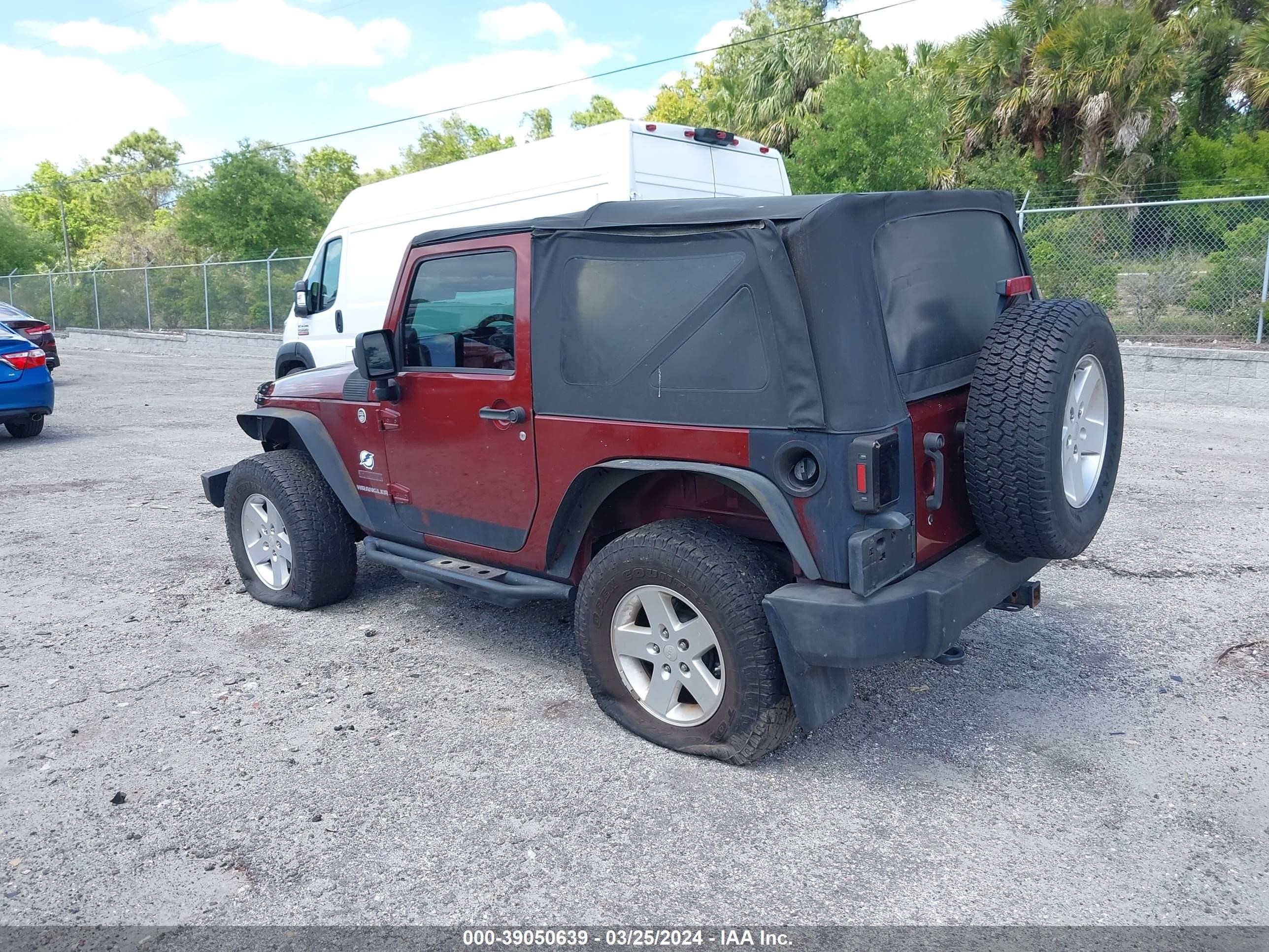 Photo 2 VIN: 1J4AA2D17AL135096 - JEEP WRANGLER 