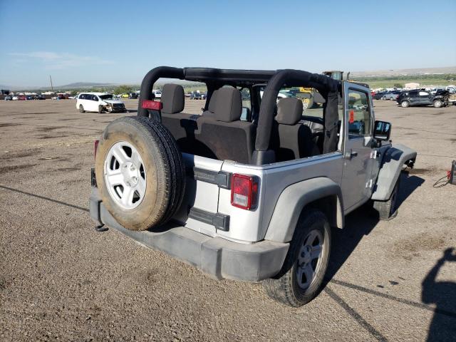 Photo 3 VIN: 1J4AA2D17BL502080 - JEEP WRANGLER S 