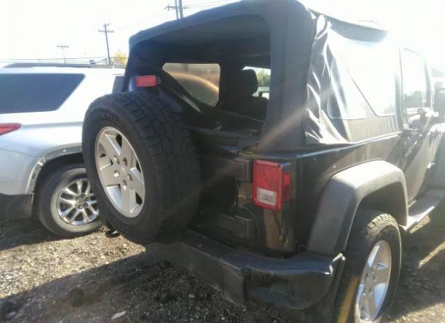 Photo 5 VIN: 1J4AA2D18BL576348 - JEEP WRANGLER 