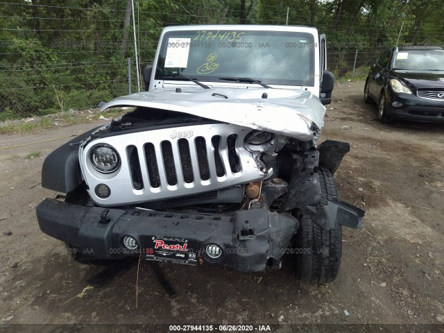 Photo 5 VIN: 1J4AA2D18BL577189 - JEEP WRANGLER 