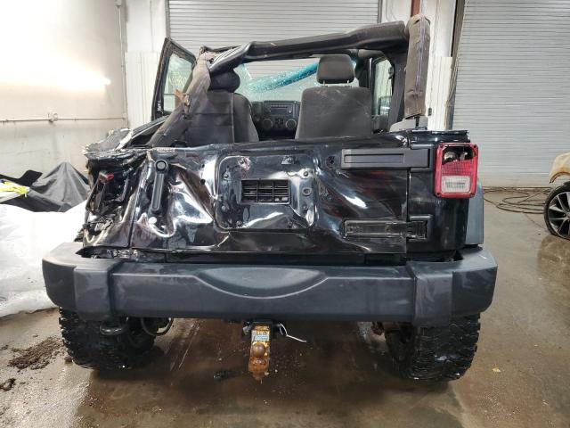 Photo 5 VIN: 1J4AA2D18BL635320 - JEEP WRANGLER S 