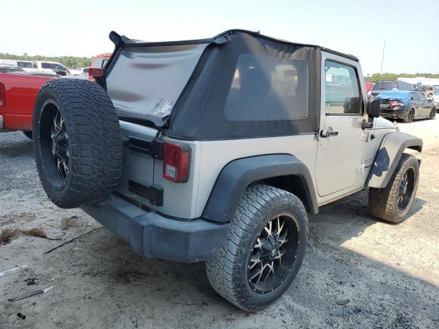 Photo 2 VIN: 1J4AA2D1XBL501442 - JEEP WRANGLER S 