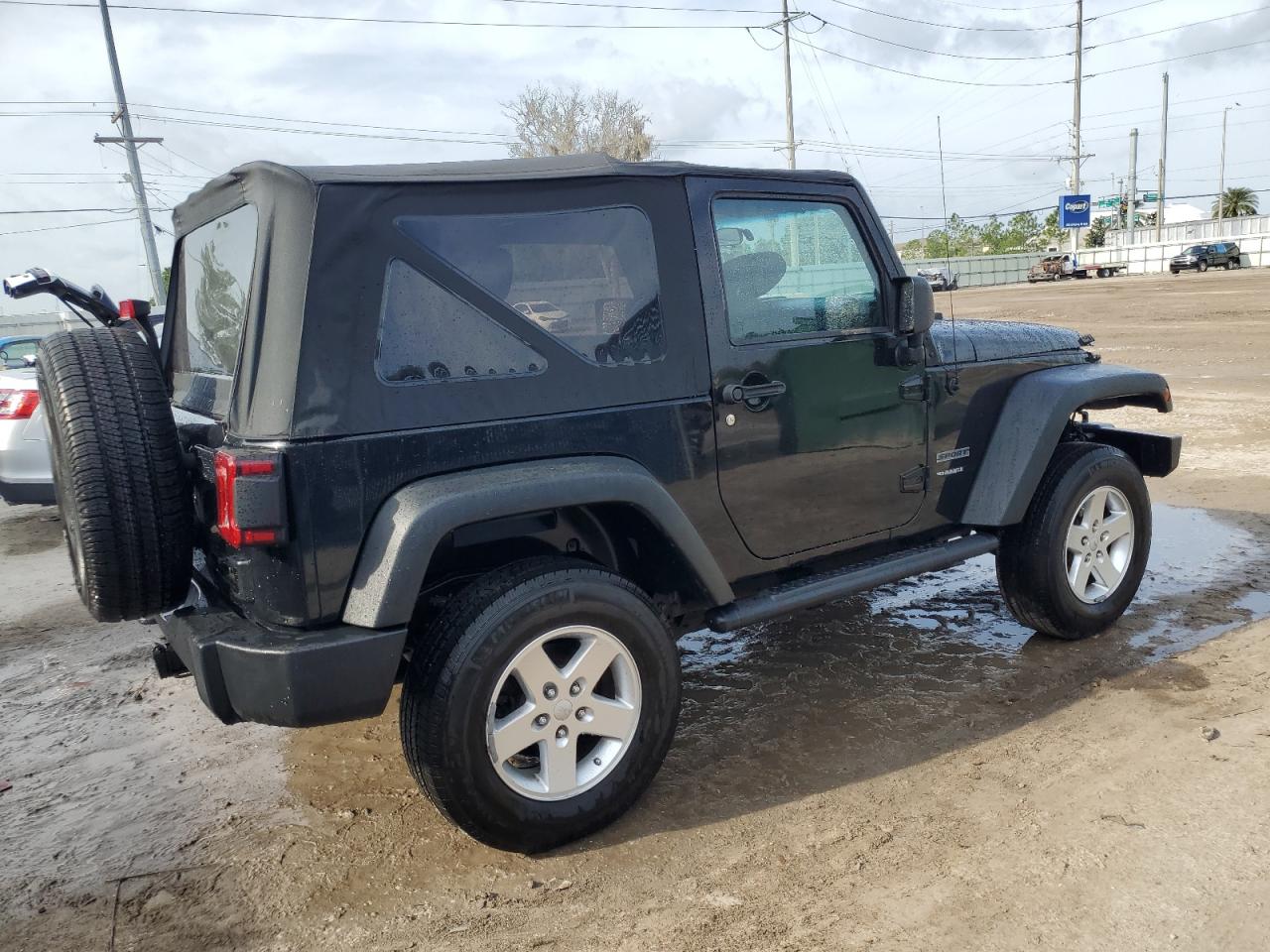 Photo 2 VIN: 1J4AA2D1XBL591417 - JEEP WRANGLER 