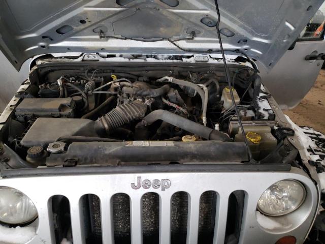 Photo 6 VIN: 1J4AA2D1XBL637201 - JEEP WRANGLER S 