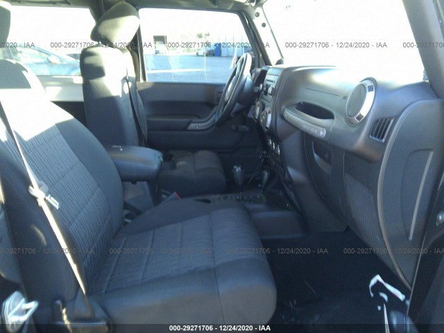 Photo 4 VIN: 1J4AA2D1XBL638395 - JEEP WRANGLER 