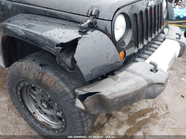 Photo 5 VIN: 1J4AA5D12AL169710 - JEEP WRANGLER 