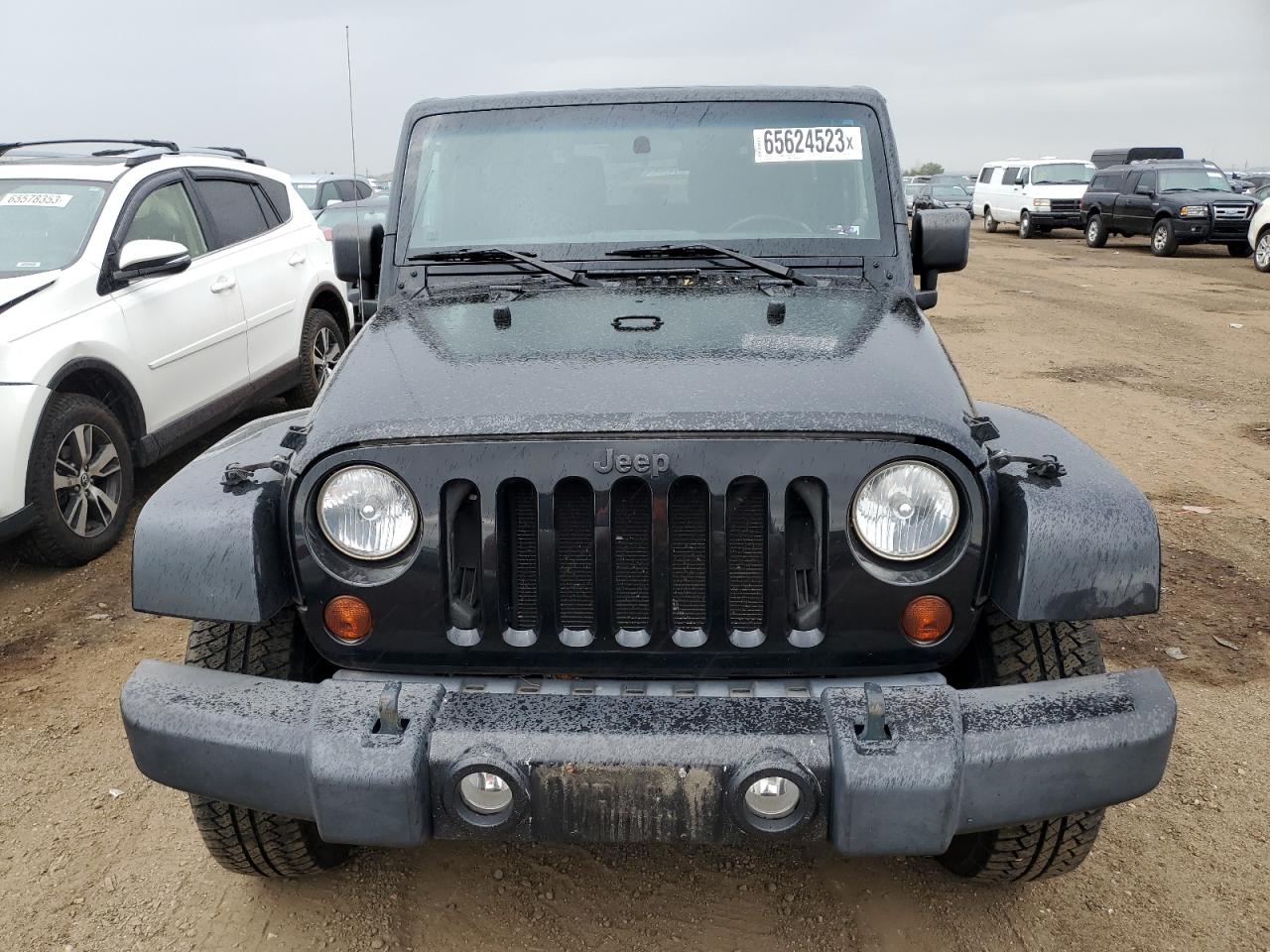 Photo 4 VIN: 1J4AA5D18BL533274 - JEEP WRANGLER 