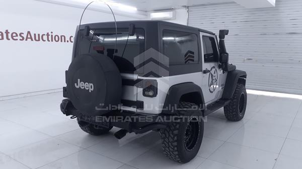 Photo 7 VIN: 1J4BA2D14BL501814 - JEEP WRANGLER 