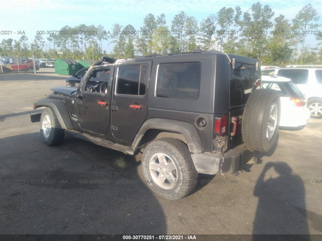 Photo 2 VIN: 1J4BA3H10AL131203 - JEEP WRANGLER UNLIMITED 