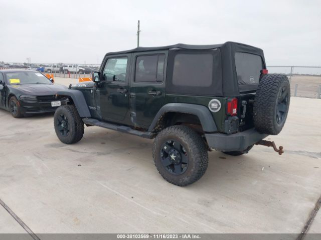 Photo 2 VIN: 1J4BA3H10AL182099 - JEEP WRANGLER UNLIMITED 