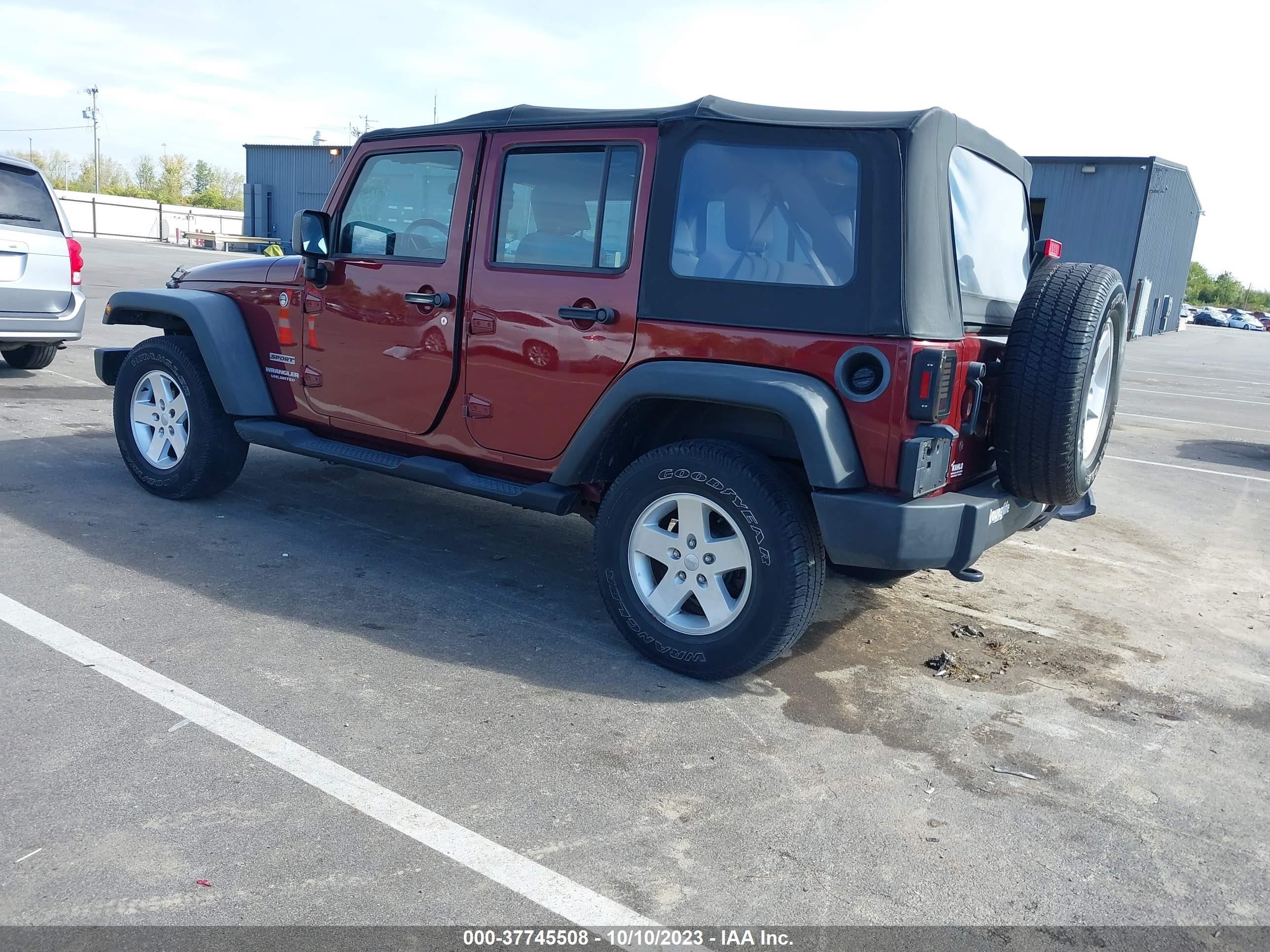 Photo 2 VIN: 1J4BA3H11AL176120 - JEEP WRANGLER 