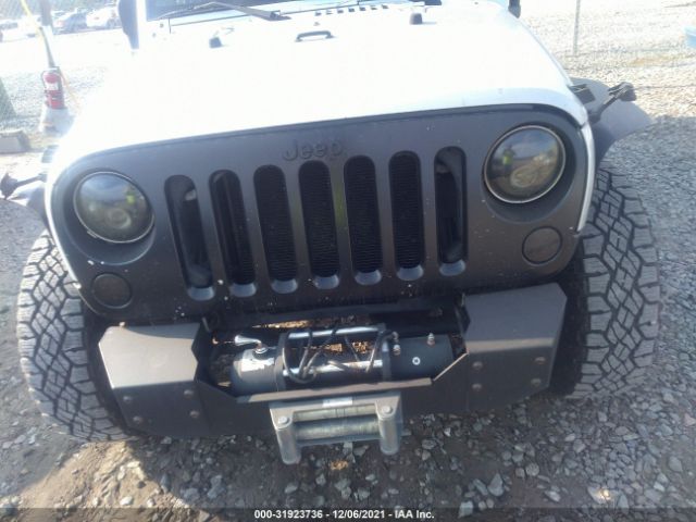 Photo 5 VIN: 1J4BA3H11AL217300 - JEEP WRANGLER UNLIMITED 