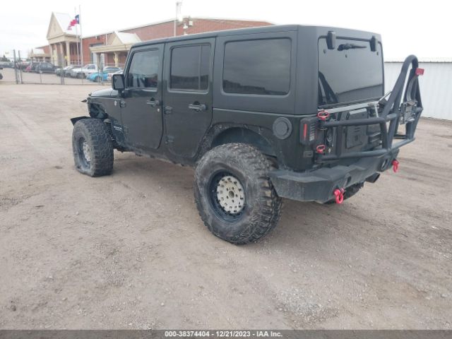 Photo 2 VIN: 1J4BA3H11BL526024 - JEEP WRANGLER UNLIMITED 