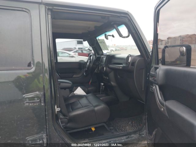 Photo 4 VIN: 1J4BA3H11BL526024 - JEEP WRANGLER UNLIMITED 