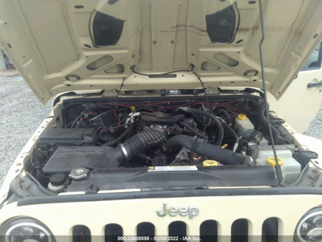 Photo 9 VIN: 1J4BA3H11BL625703 - JEEP WRANGLER UNLIMITED 