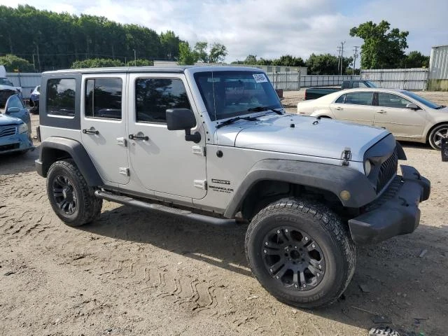 Photo 3 VIN: 1J4BA3H12AL185179 - JEEP WRANGLER U 