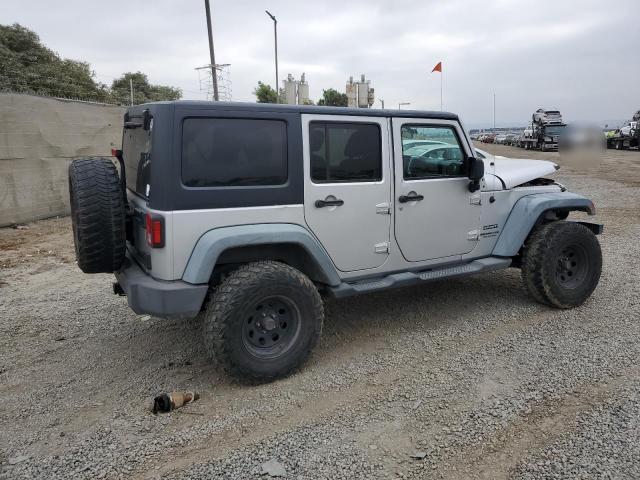 Photo 2 VIN: 1J4BA3H12BL549473 - JEEP WRANGLER U 