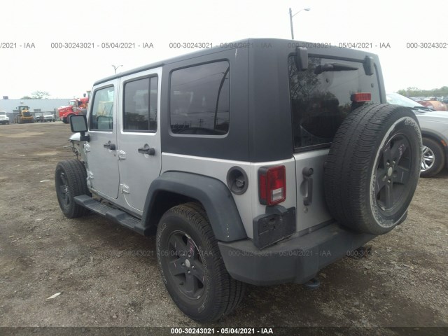 Photo 2 VIN: 1J4BA3H13AL167192 - JEEP WRANGLER UNLIMITED 