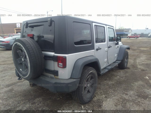 Photo 3 VIN: 1J4BA3H13AL167192 - JEEP WRANGLER UNLIMITED 