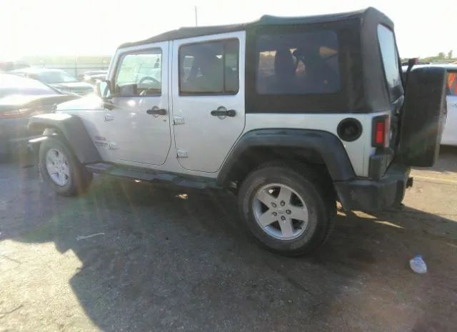 Photo 2 VIN: 1J4BA3H13BL513100 - JEEP WRANGLER 