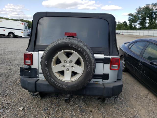 Photo 8 VIN: 1J4BA3H13BL519348 - JEEP WRANGLER U 