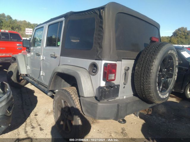 Photo 2 VIN: 1J4BA3H13BL589836 - JEEP WRANGLER UNLIMITED 