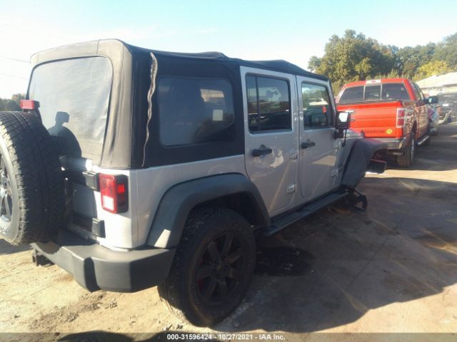 Photo 3 VIN: 1J4BA3H13BL589836 - JEEP WRANGLER UNLIMITED 