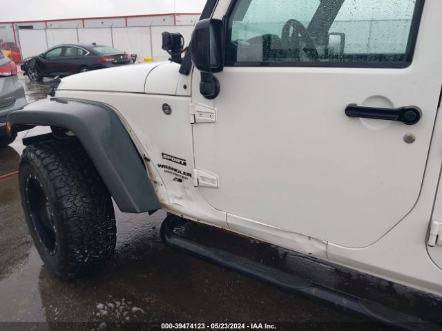 Photo 5 VIN: 1J4BA3H14AL188682 - JEEP WRANGLER UNLIMITED 