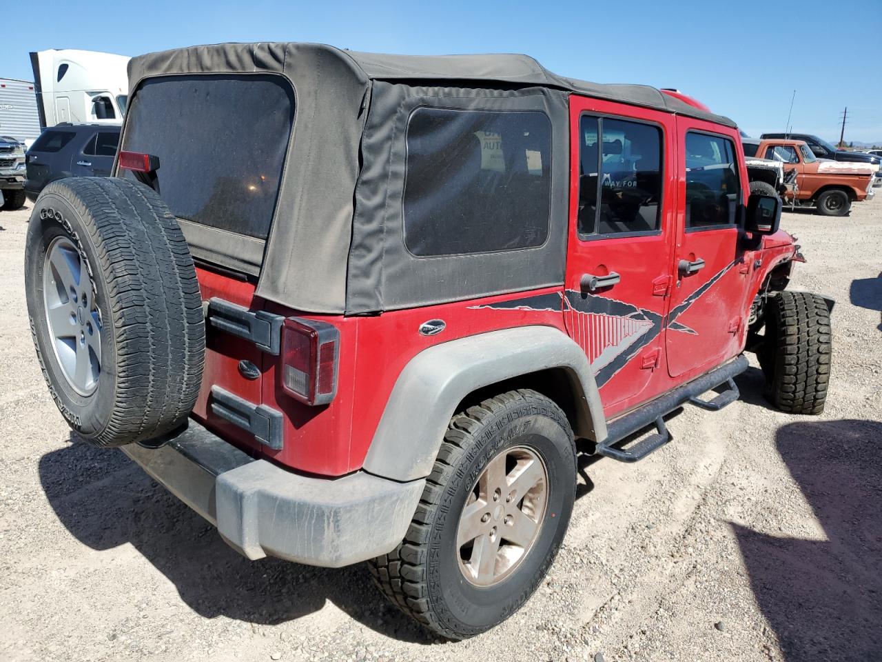 Photo 2 VIN: 1J4BA3H14BL545604 - JEEP WRANGLER 