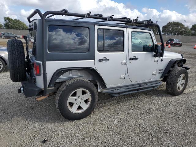 Photo 2 VIN: 1J4BA3H14BL565819 - JEEP WRANGLER U 