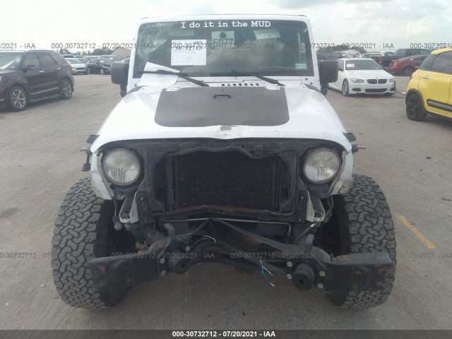 Photo 5 VIN: 1J4BA3H14BL629793 - JEEP WRANGLER UNLIMITED 