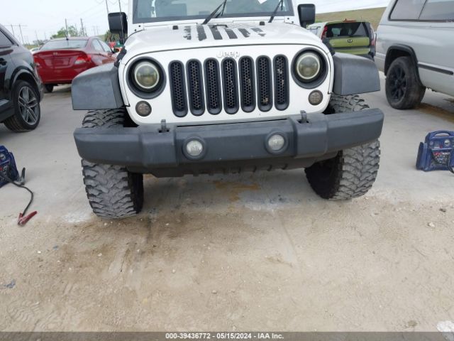 Photo 5 VIN: 1J4BA3H16AL158602 - JEEP WRANGLER UNLIMITED 