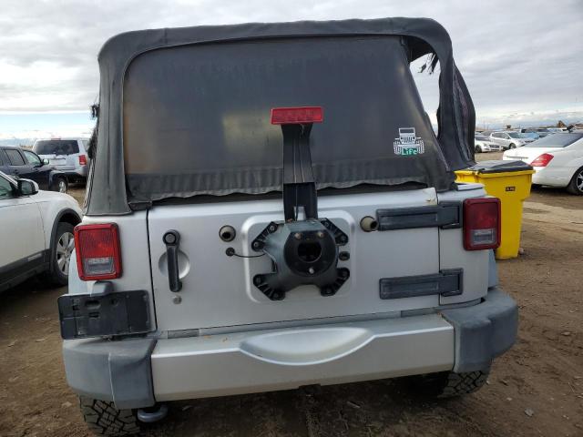 Photo 5 VIN: 1J4BA3H16BL617158 - JEEP WRANGLER U 