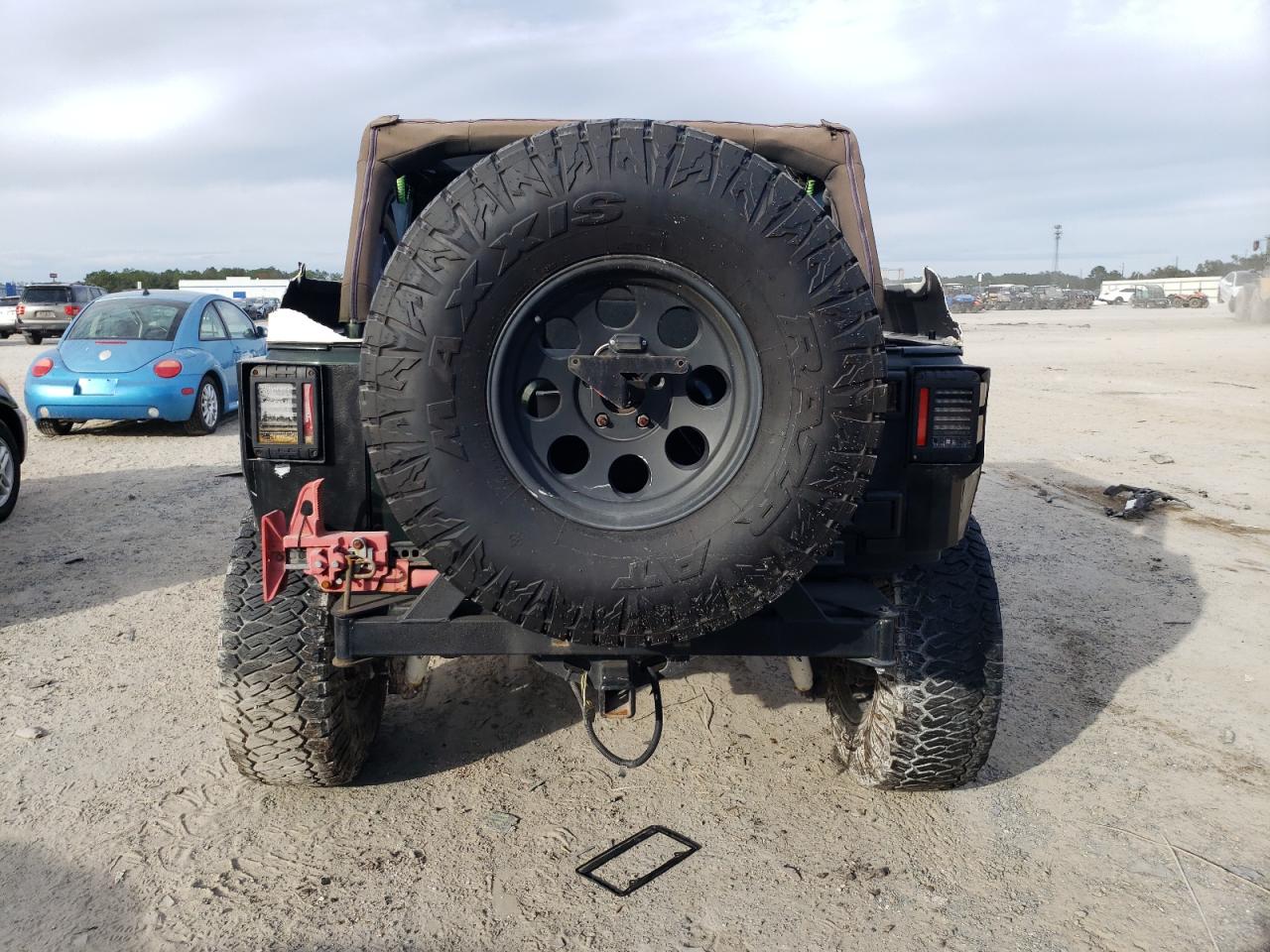 Photo 5 VIN: 1J4BA3H17AL129626 - JEEP WRANGLER 