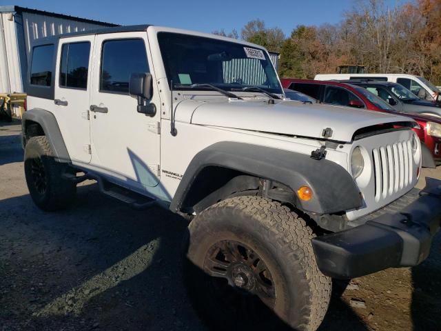 Photo 3 VIN: 1J4BA3H18BL638707 - JEEP WRANGLER 