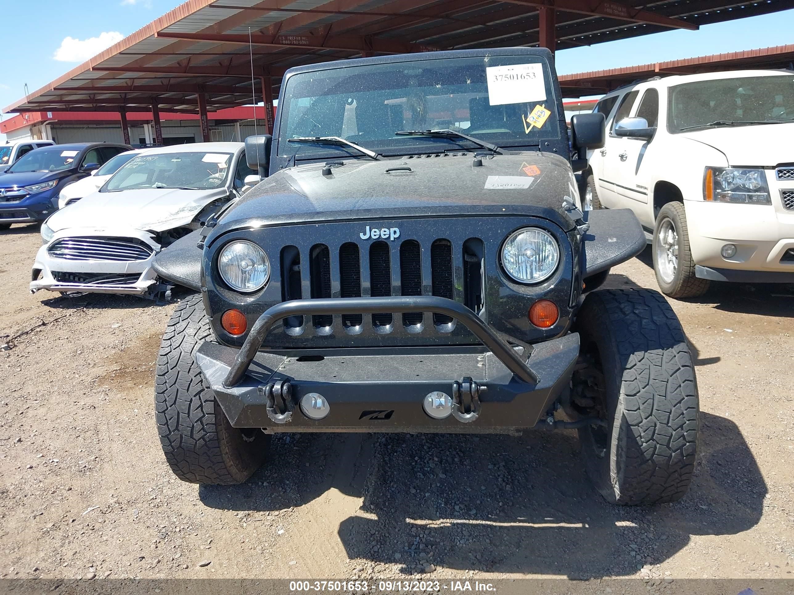 Photo 11 VIN: 1J4BA3H1XAL227274 - JEEP WRANGLER 