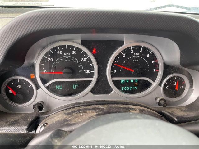 Photo 6 VIN: 1J4BA5H12AL128086 - JEEP WRANGLER UNLIMITED 