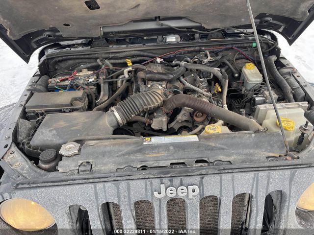 Photo 9 VIN: 1J4BA5H12AL128086 - JEEP WRANGLER UNLIMITED 