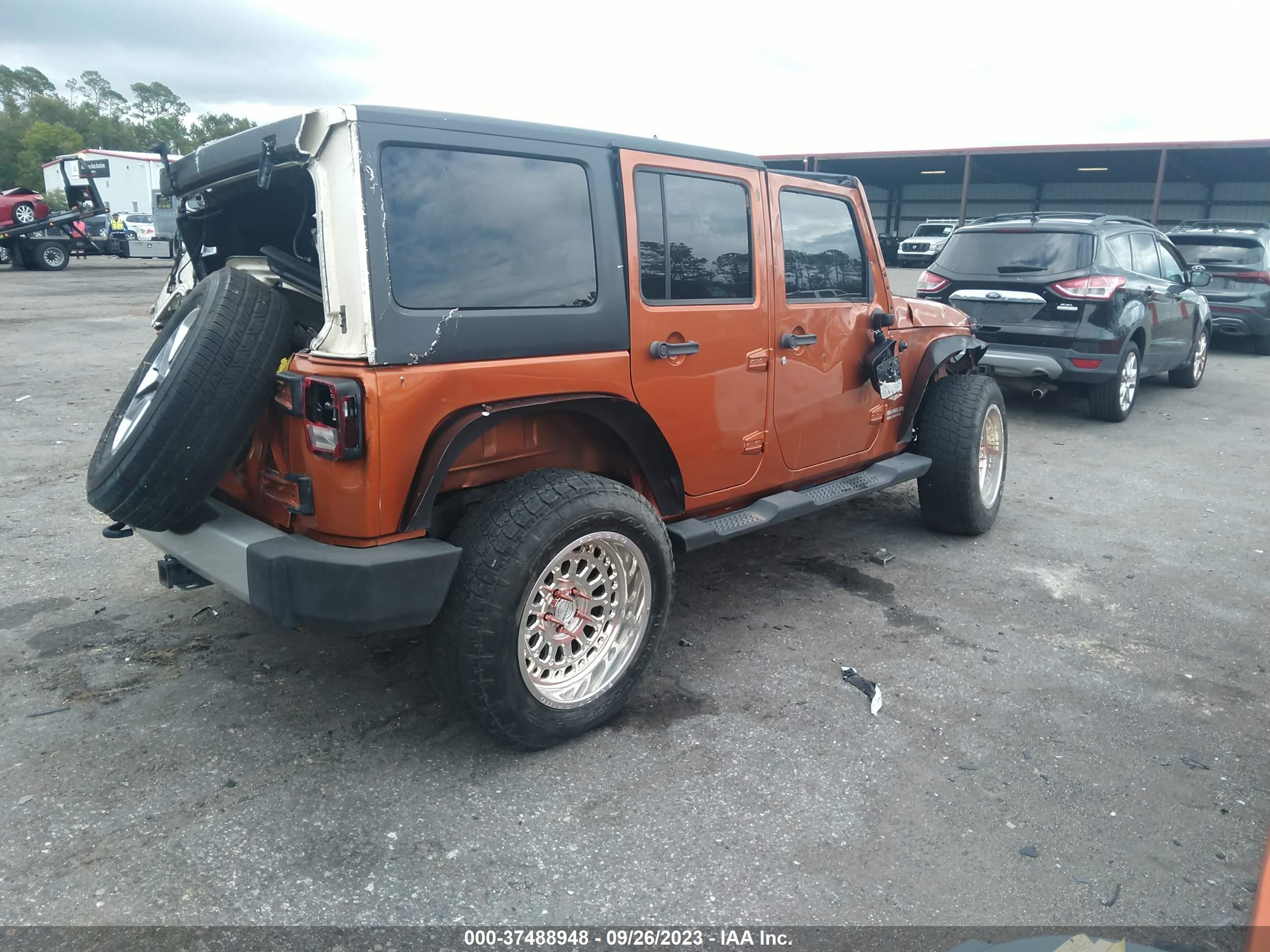 Photo 3 VIN: 1J4BA5H12BL505582 - JEEP WRANGLER 