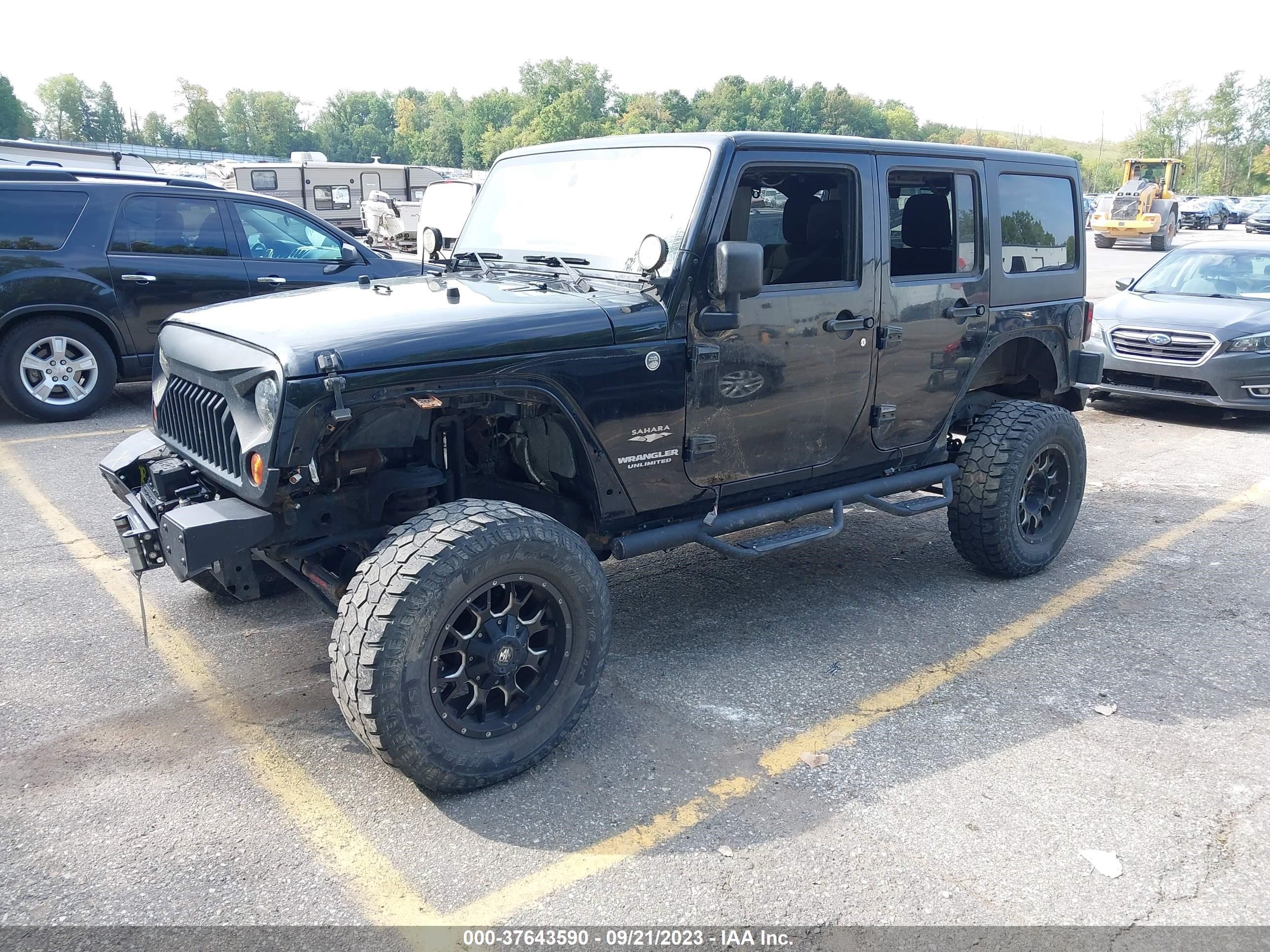 Photo 1 VIN: 1J4BA5H13BL588956 - JEEP WRANGLER 