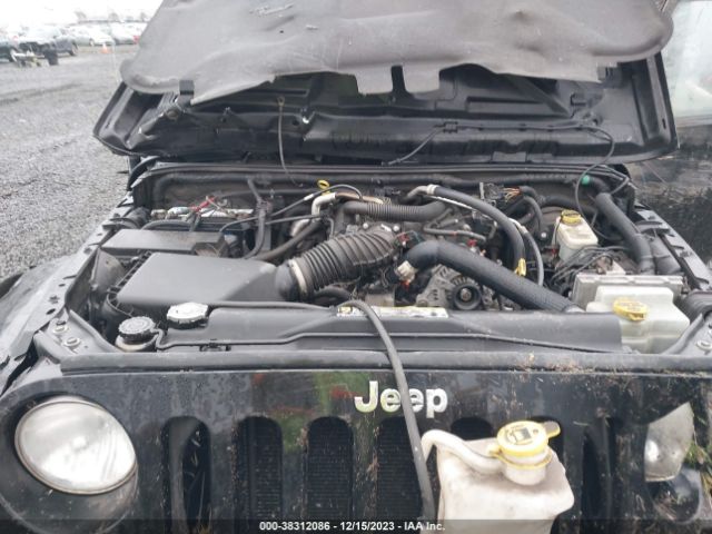 Photo 9 VIN: 1J4BA5H14BL551401 - JEEP WRANGLER UNLIMITED 