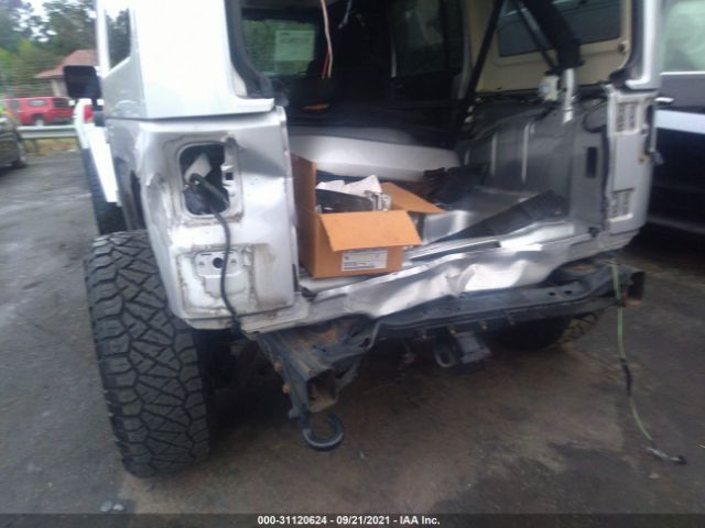 Photo 5 VIN: 1J4BA5H16BL507299 - JEEP WRANGLER UNLIMITED 