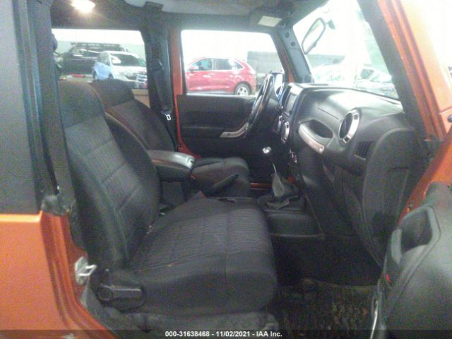 Photo 4 VIN: 1J4BA6D12BL557791 - JEEP WRANGLER 